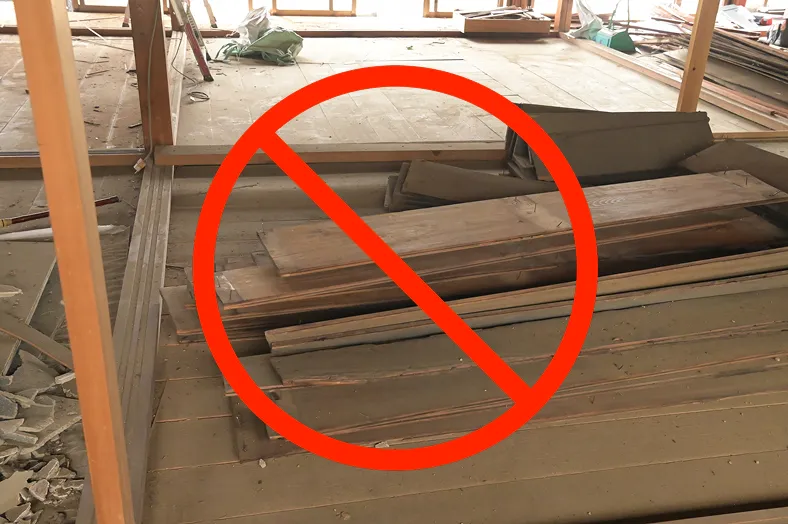 ふすまリフォームドアライトなら、古い襖を外して取り替えるだけ！敷居と鴨居をそのまま使えて手軽にリフォーム出来る。